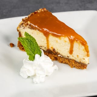 New York Turtle Cheesecake